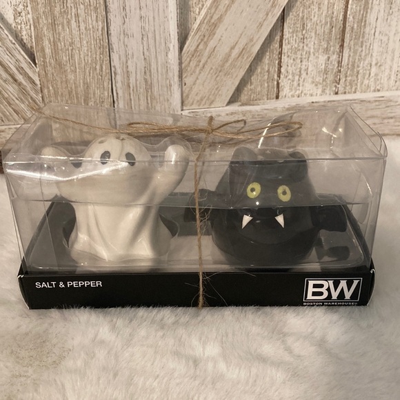 Halloween Ghost & Bat Shakers - Picture 2 of 6